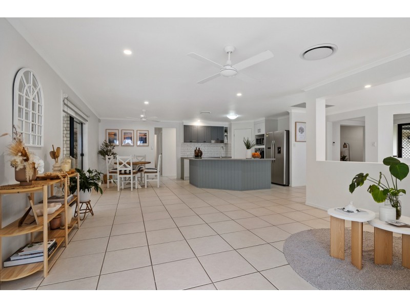 4 Hakea Place, Mount Cotton QLD 4165