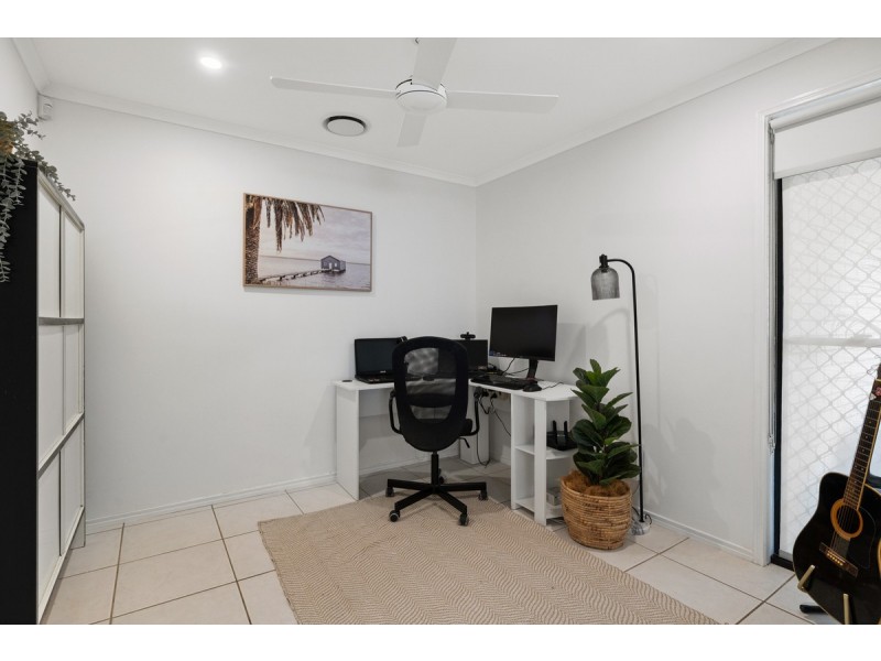 4 Hakea Place, Mount Cotton QLD 4165