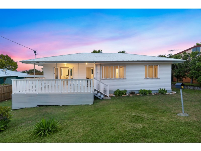 11 Dell Street, Eastern Heights QLD 4305
