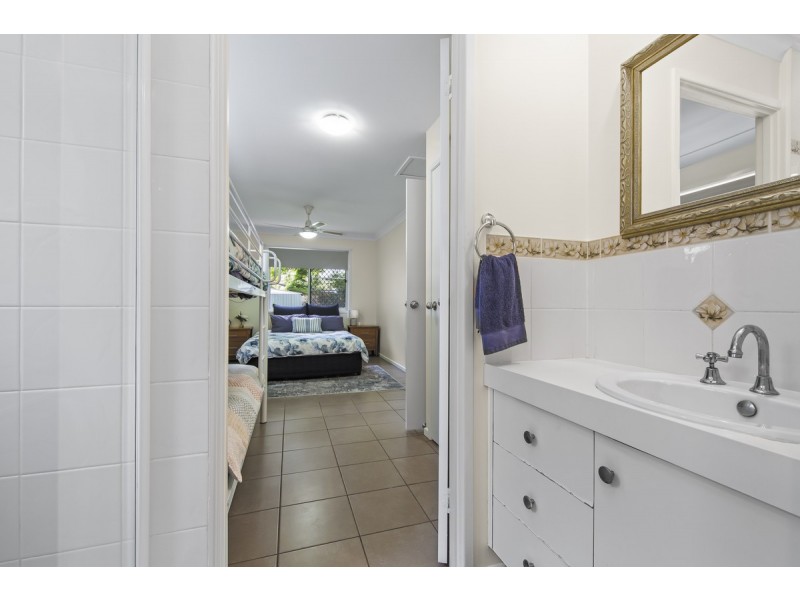 12 Patricia Street, Capalaba QLD 4157