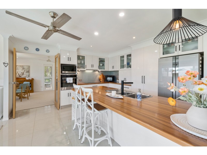 3 Rous Court, Victoria Point QLD 4165
