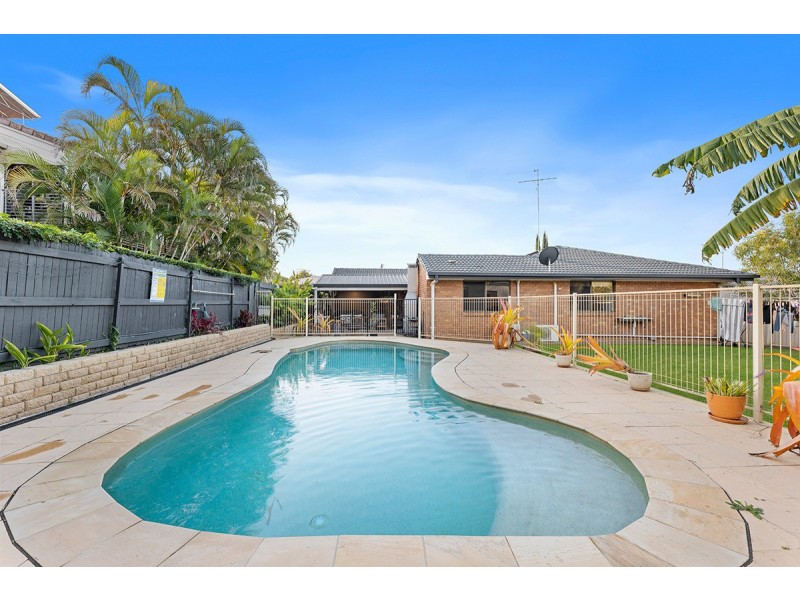 60 Beach Street, Cleveland QLD 4163