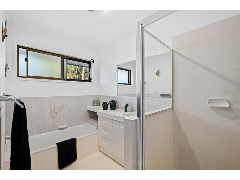 60 Beach Street, Cleveland QLD 4163