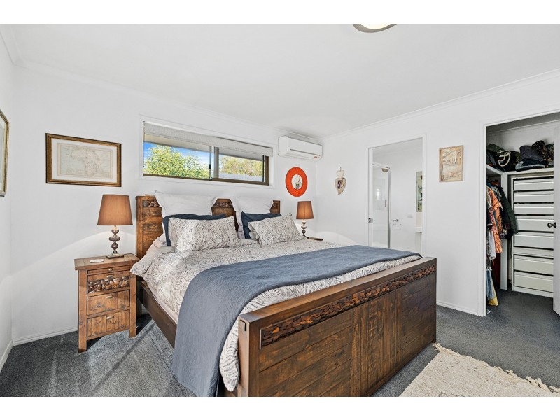 60 Beach Street, Cleveland QLD 4163