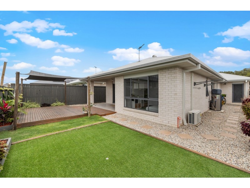 7 Brittle Street, Redland Bay QLD 4165