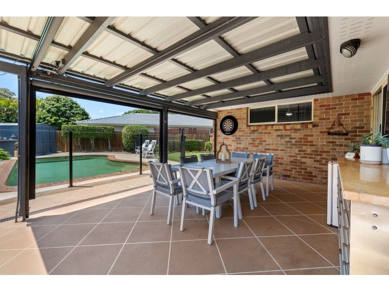 6 Butterfield Close, Victoria Point QLD 4165