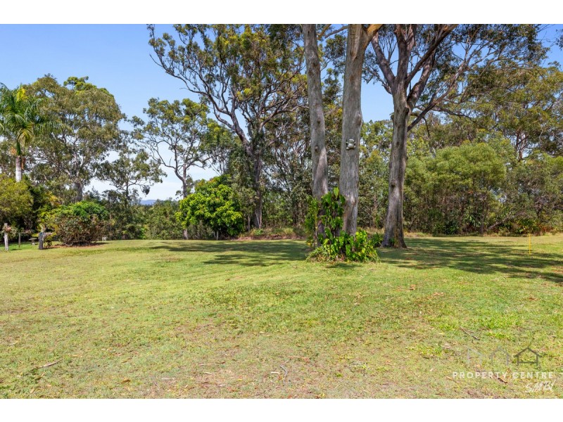 74 Tahlin Drive, Russell Island QLD 4184