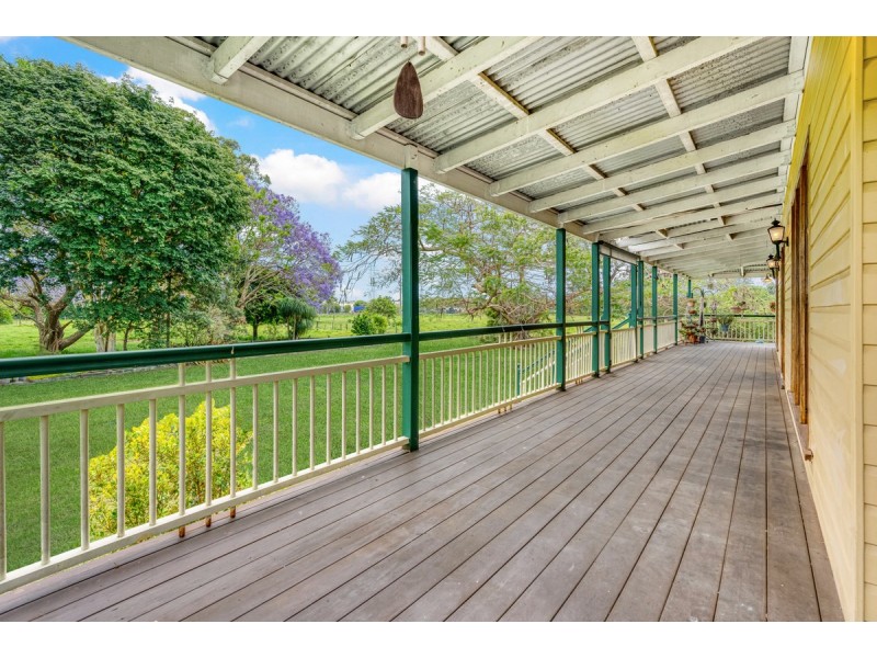 18 Davis Lane, Brendale QLD 4500