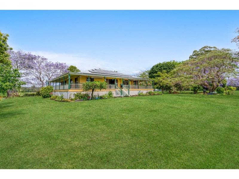 18 Davis Lane, Brendale QLD 4500