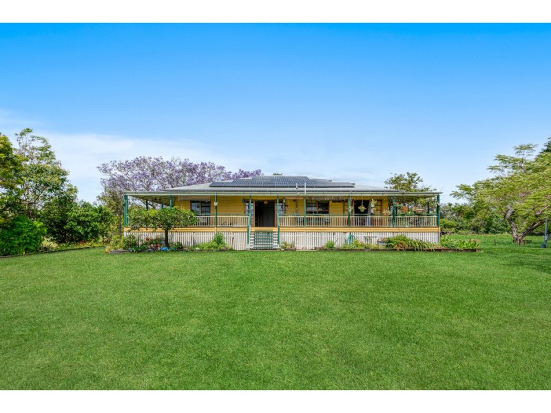 18 Davis Lane, Brendale QLD 4500