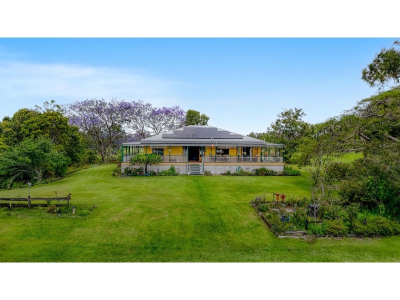 18 Davis Lane, Brendale QLD 4500