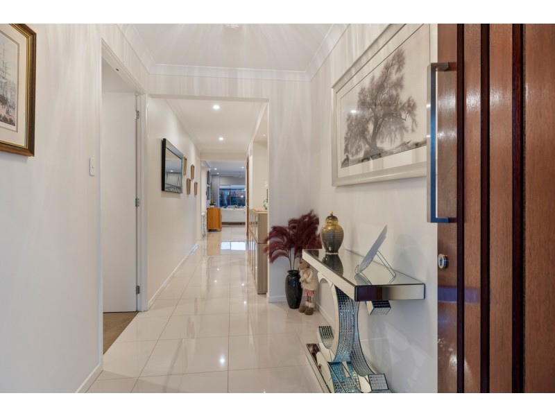 40 Majestic Circuit, Thornlands QLD 4164