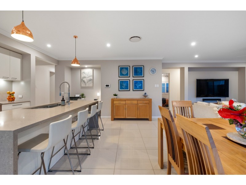 40 Majestic Circuit, Thornlands QLD 4164