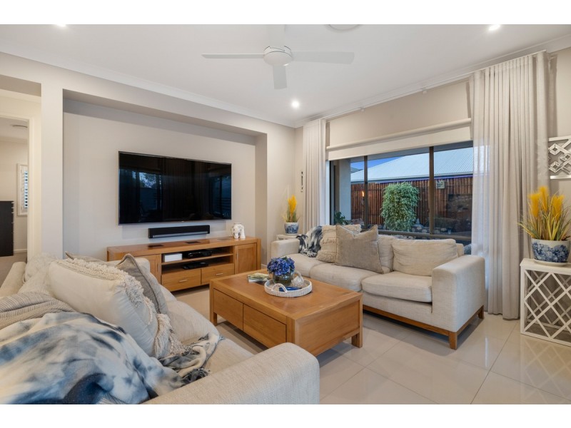 40 Majestic Circuit, Thornlands QLD 4164