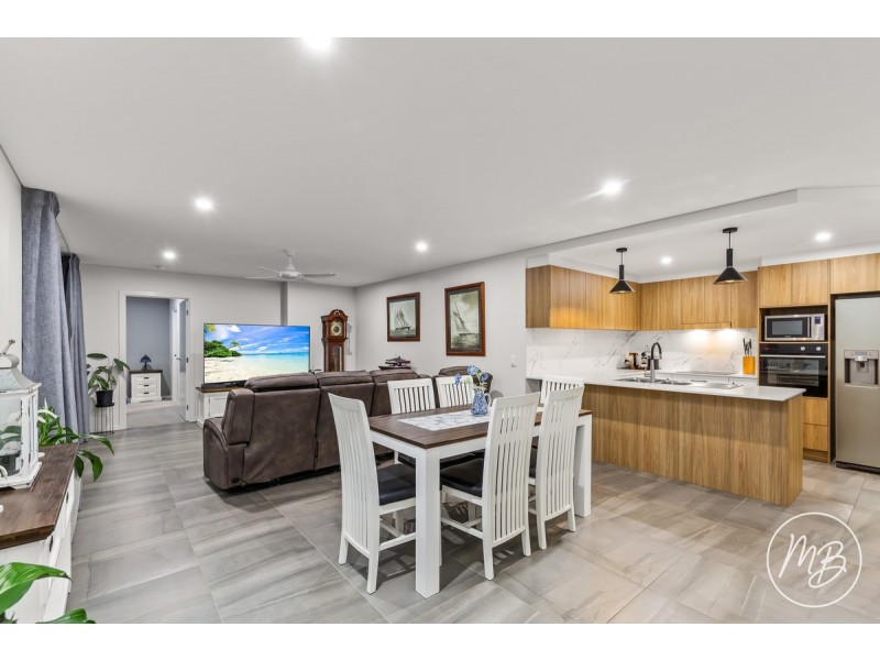 305/152-154 Middle Street, Cleveland QLD 4163