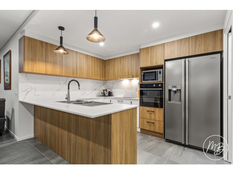 305/152-154 Middle Street, Cleveland QLD 4163