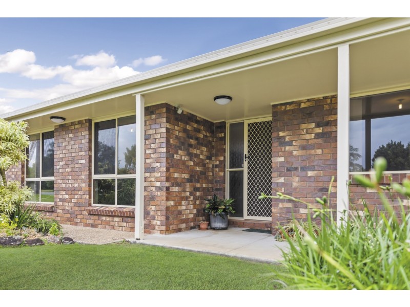 7 Poinciana Avenue, Victoria Point QLD 4165