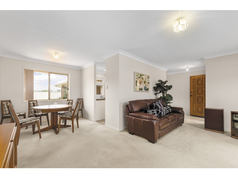 7 Poinciana Avenue, Victoria Point QLD 4165