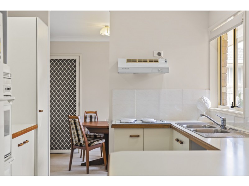 7 Poinciana Avenue, Victoria Point QLD 4165