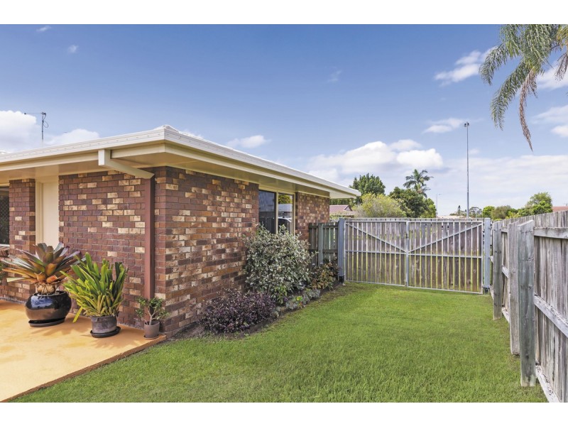 7 Poinciana Avenue, Victoria Point QLD 4165