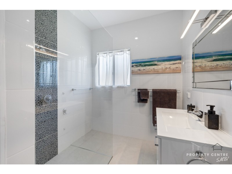 15 Banksia Street, Russell Island QLD 4184