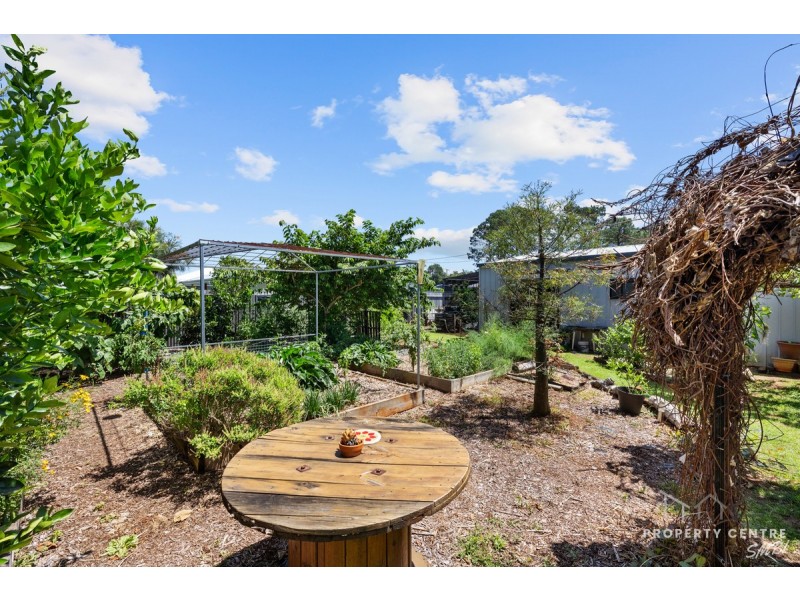 15 Banksia Street, Russell Island QLD 4184