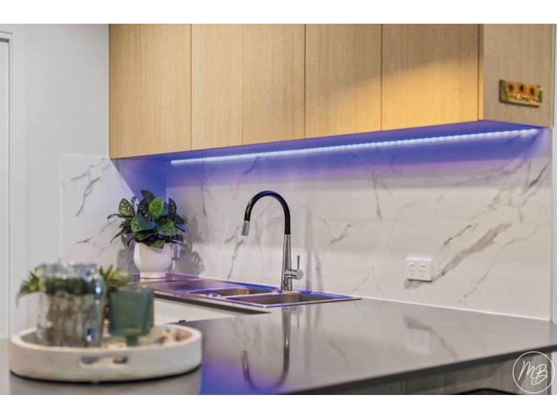 207/152 Middle Street, Cleveland QLD 4163