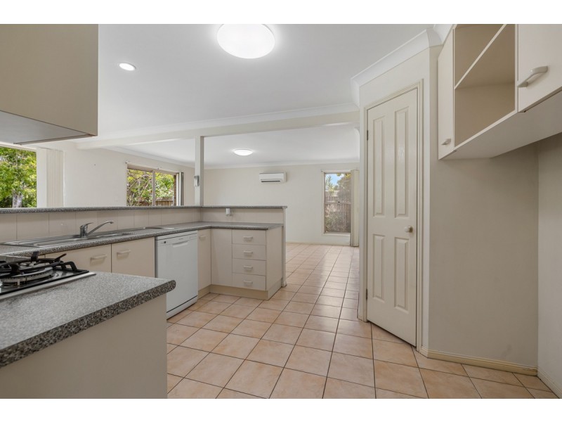 10 Tulipwood Drive, Birkdale QLD 4159