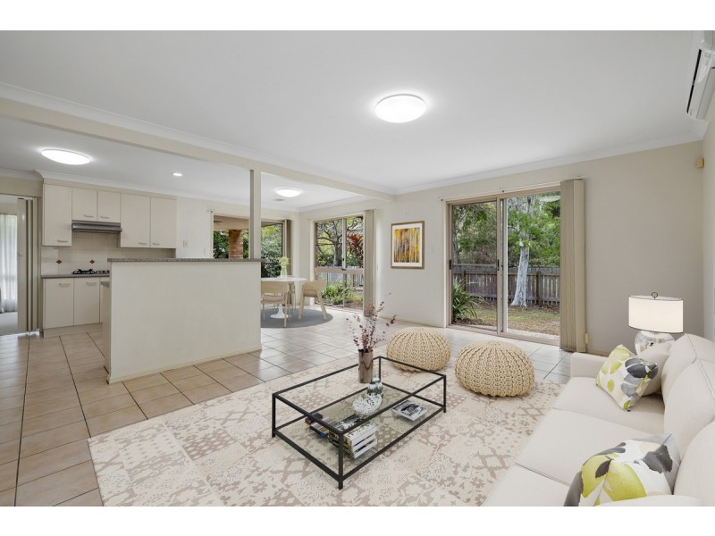 10 Tulipwood Drive, Birkdale QLD 4159