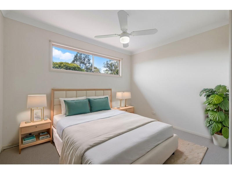 10 Tulipwood Drive, Birkdale QLD 4159