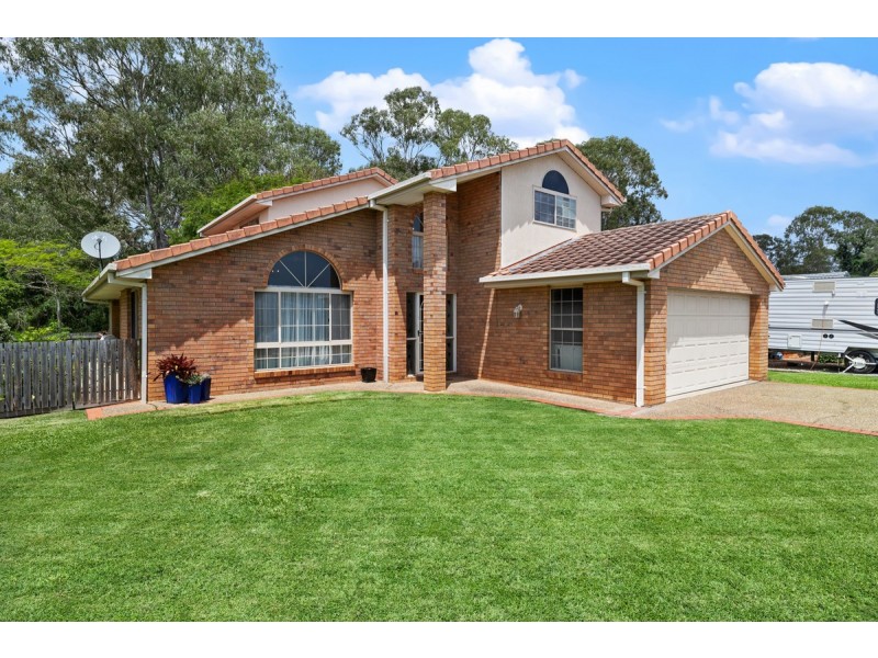 10 Tulipwood Drive, Birkdale QLD 4159