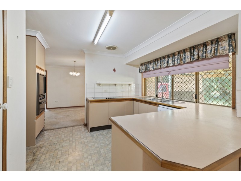 10 Honeymyrtle Court, Capalaba QLD 4157