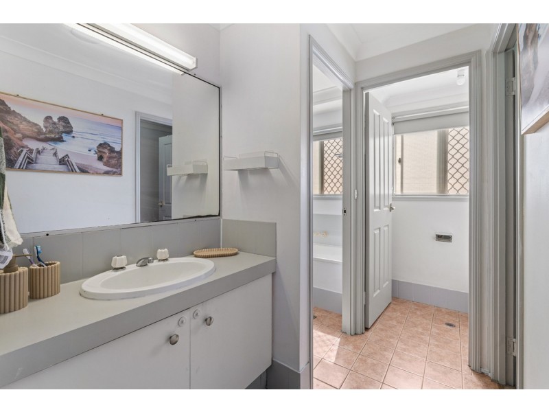 14 Barton Street, Capalaba QLD 4157