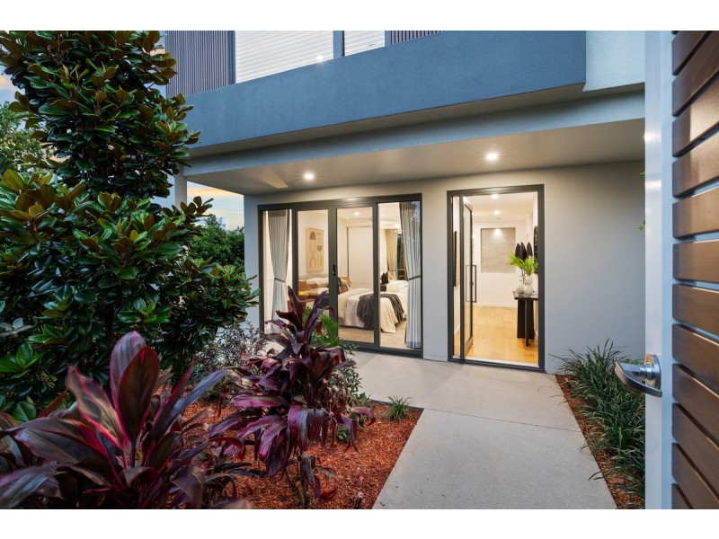 2/5 Paxton Street, Cleveland QLD 4163