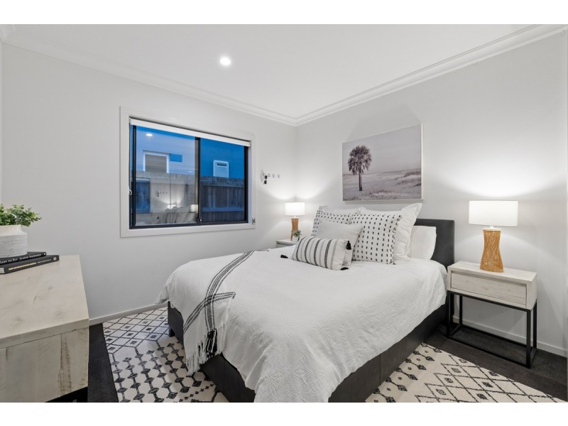 14A Claremont Street, Birkdale QLD 4159