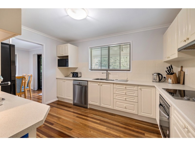 11 Werong Crescent, Cleveland QLD 4163