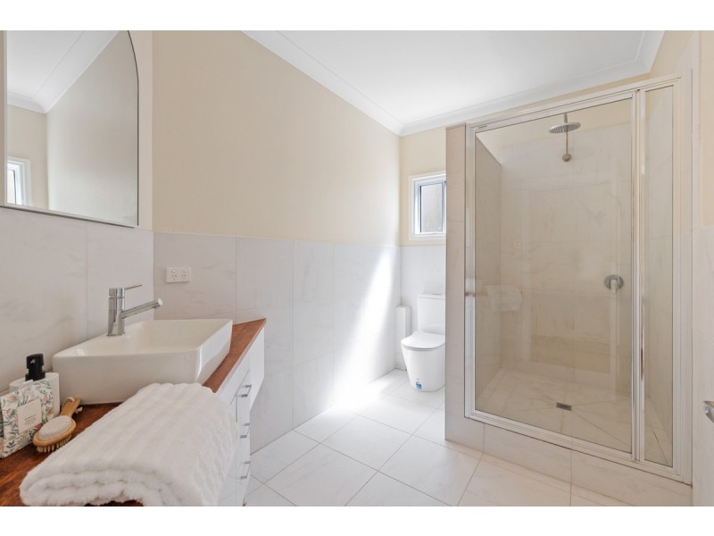 10 Roger Street, Birkdale QLD 4159