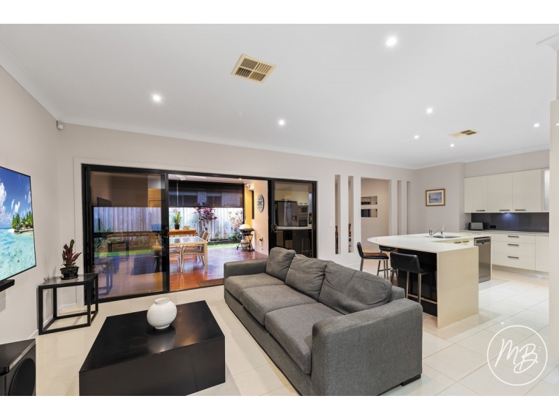 8 Duchess Place, Cleveland QLD 4163