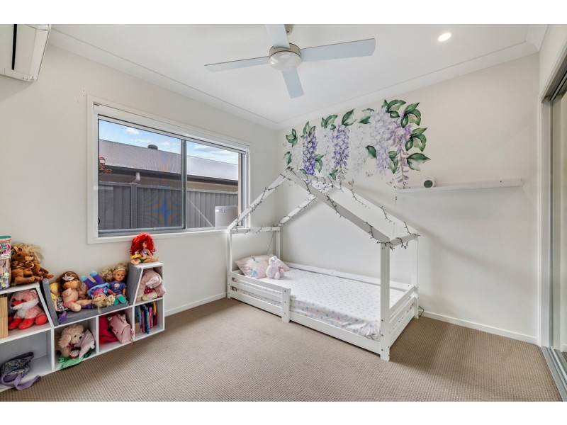 64 Sugargum Avenue, Mount Cotton QLD 4165