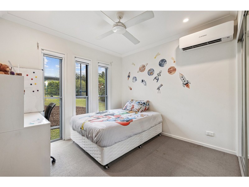 64 Sugargum Avenue, Mount Cotton QLD 4165