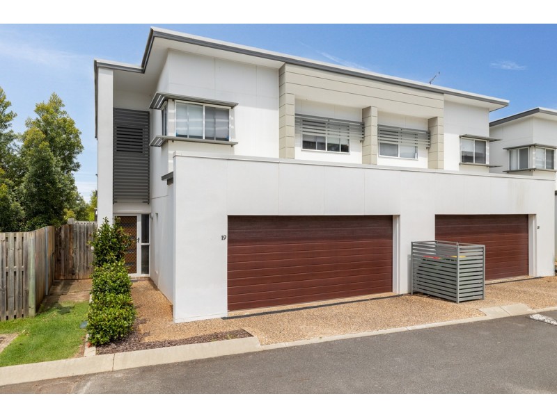 19/57 Charles Canty Drive, Wellington Point QLD 4160