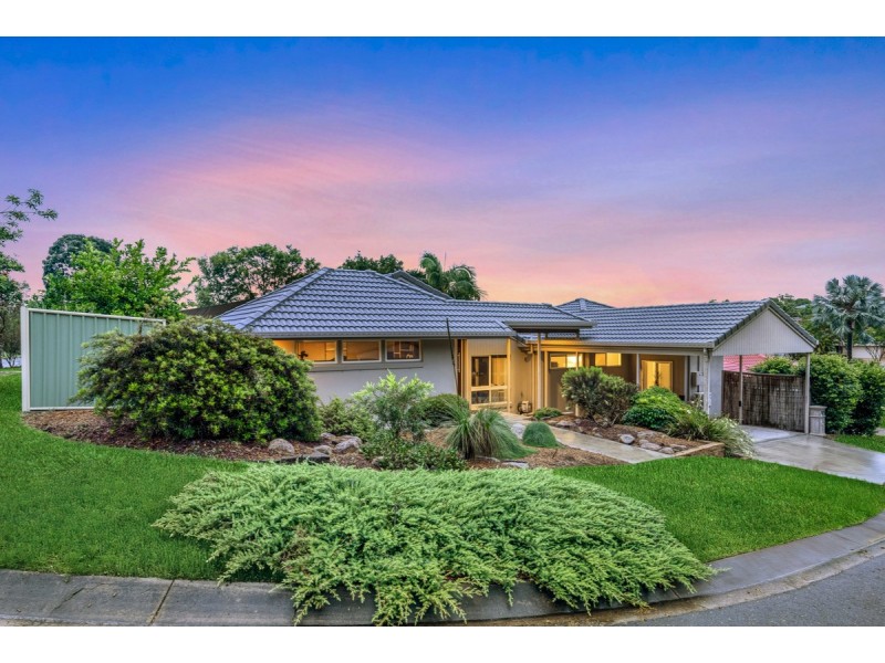 74 Dove Tree Crescent, Sinnamon Park QLD 4073