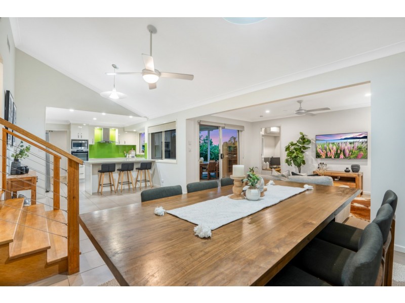 74 Dove Tree Crescent, Sinnamon Park QLD 4073