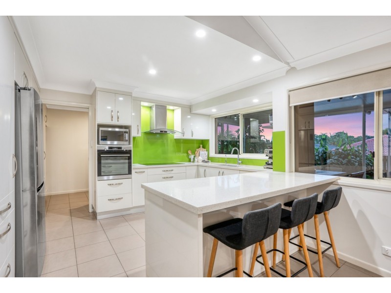 74 Dove Tree Crescent, Sinnamon Park QLD 4073