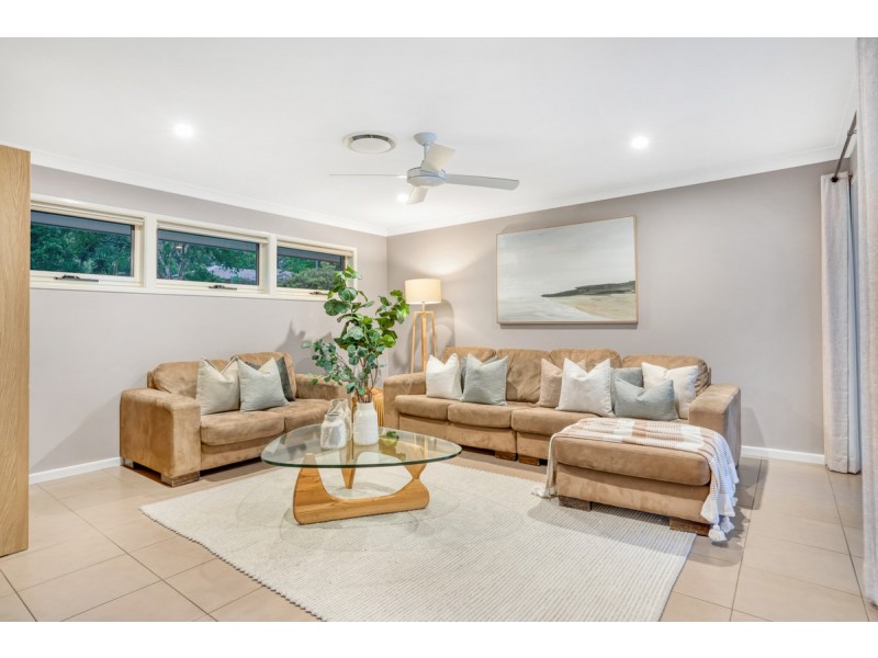 74 Dove Tree Crescent, Sinnamon Park QLD 4073