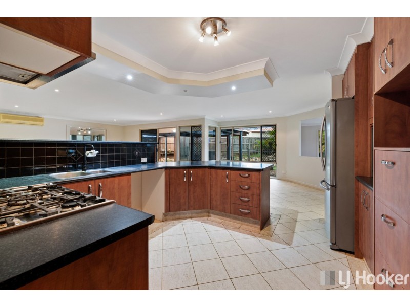 10 Lomond Place, Victoria Point QLD 4165