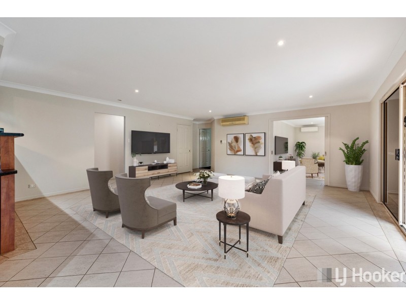 10 Lomond Place, Victoria Point QLD 4165