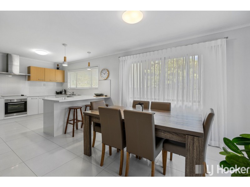 18 Paranka Drive South, Cleveland QLD 4163