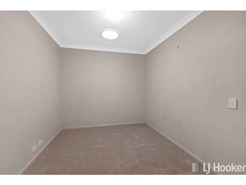 5 Pentecost Place, Redland Bay QLD 4165