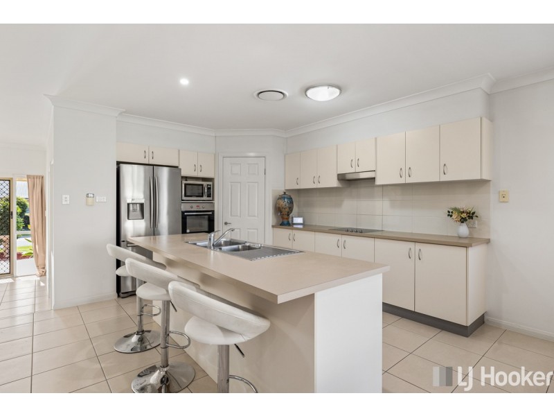 4 Shearwater Street, Cleveland QLD 4163